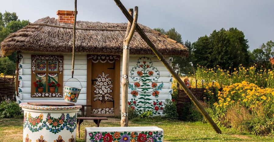 From Krakow: Guided Tour of Zalipie - Who should book this Zalipie outing?