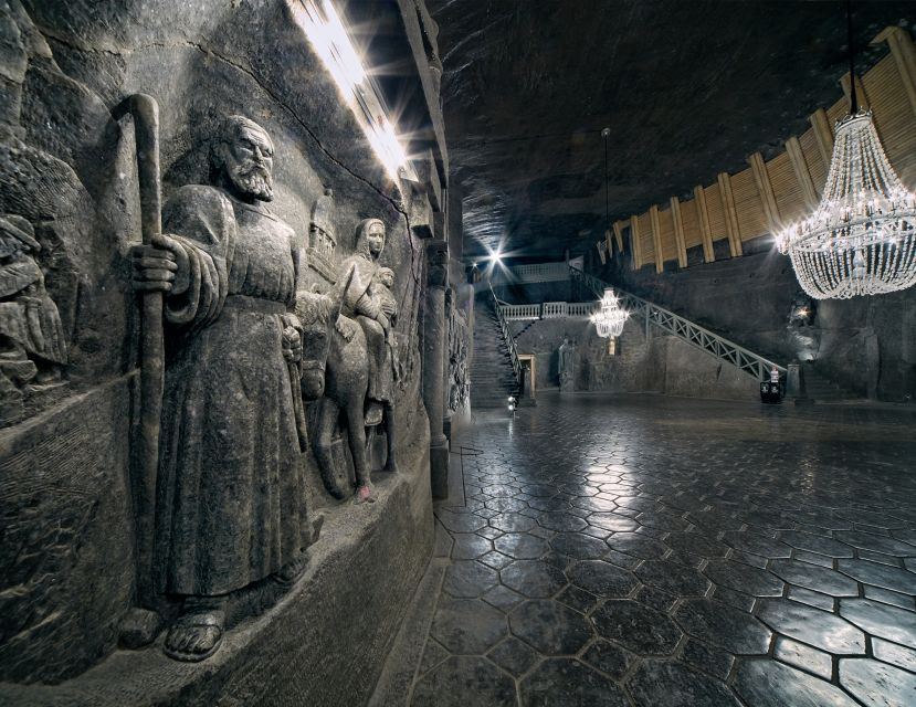 From Krakow: Guided Wieliczka Salt Mine and Chapel Tour - What the five-hour schedule really feels like