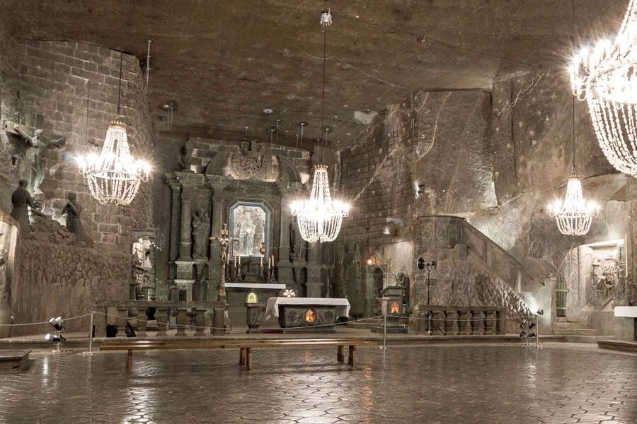 From Krakow: Half-Day Salt Mine and Schindler's Factory Tour - St. Kinga’s Chapel and the underground lakes