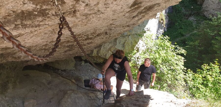 From Krakow: Hiking in the Tatra Mountains and Thermal baths - Krakow Gorge and the chain-assisted sections