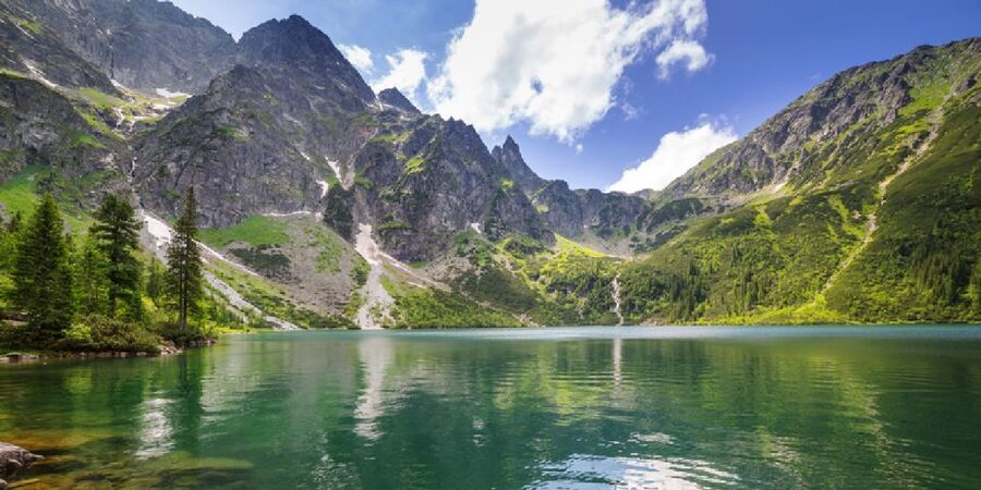 From Krakow: Morskie Oko Lake Tour in the Tatra Mountains - The paved road to Morskie Oko