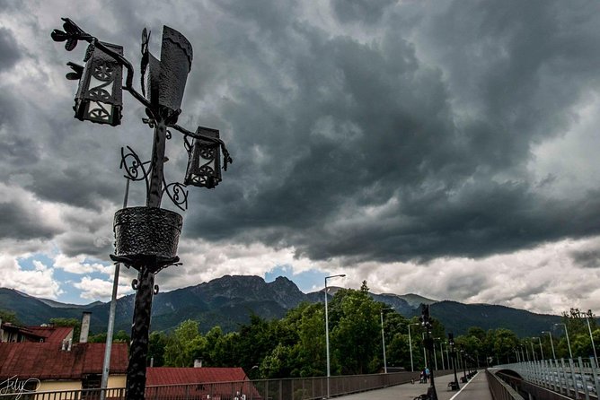 From Krakow: Skiing and Zakopane Tour Experience - Gubałówka Mountain Adds a Second Viewpoint