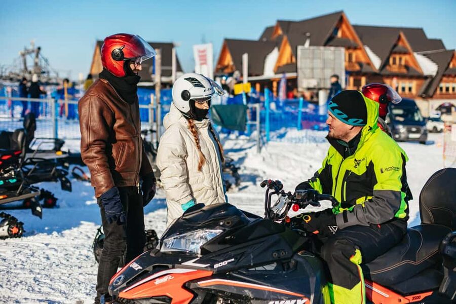 From Krakow: Snowmobile Adventure with Thermal Pools Visit - Why the guide can make or break this day