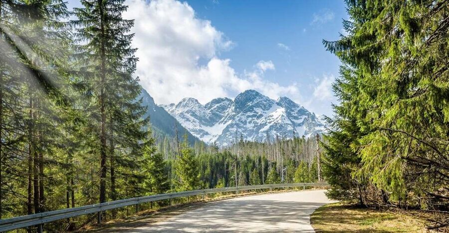 From Krakow: Tatra Mountains and Morskie Oko Hike - Walking the 9-kilometer road to the lake