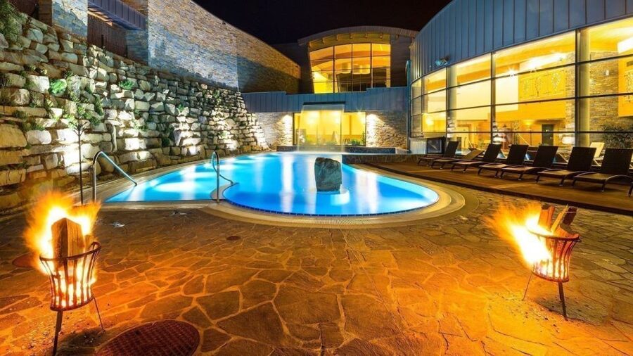 From Kraków; to Białka Thermal Baths private tour - Who should book this private outing?
