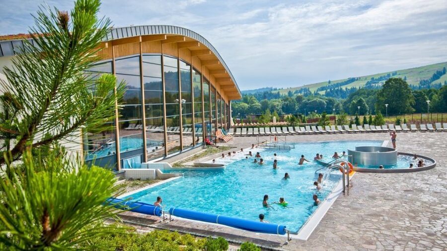 From Kraków; to Białka Thermal Baths private tour - Food, cocktails, and the practical value of staying onsite