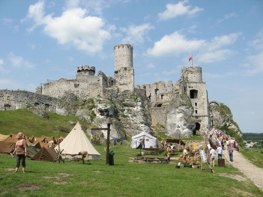 From Krakow: Trail of the Eagles’ Nests Day Tour - What the guide adds to a long road day