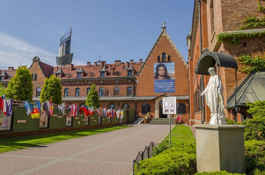 From Krakow: Wadowice & Sanctuary of Divine Mercy Tour - Key points before you book