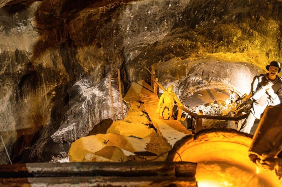 From Krakow: Wieliczka Salt Mine Guided Tour & Pickup Option - What you see along the official route