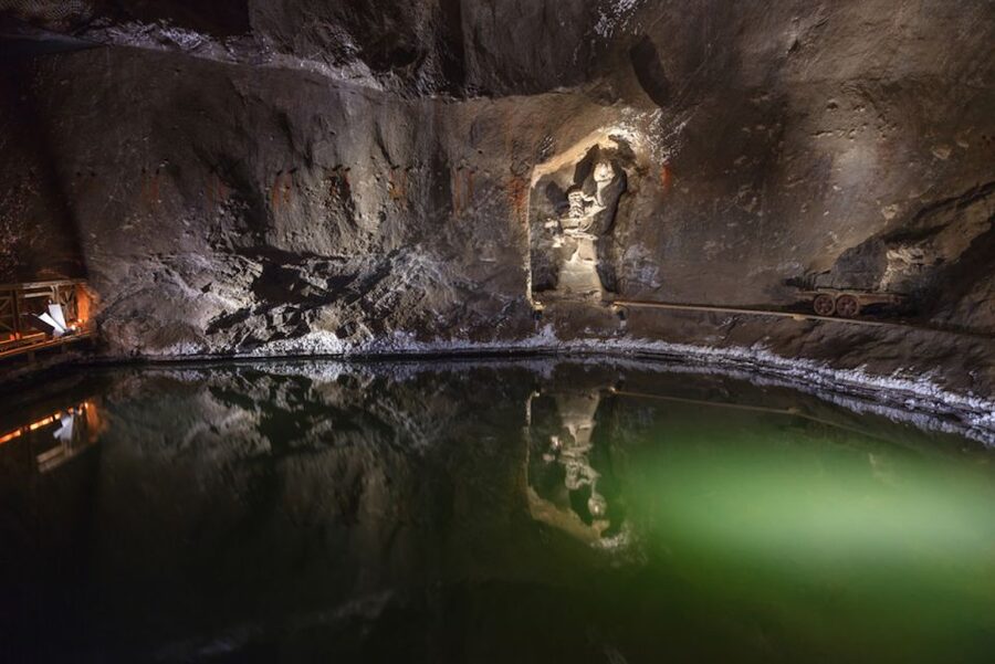 From Krakow: Wieliczka Salt Mine Tour with Guide - The guide and language choices