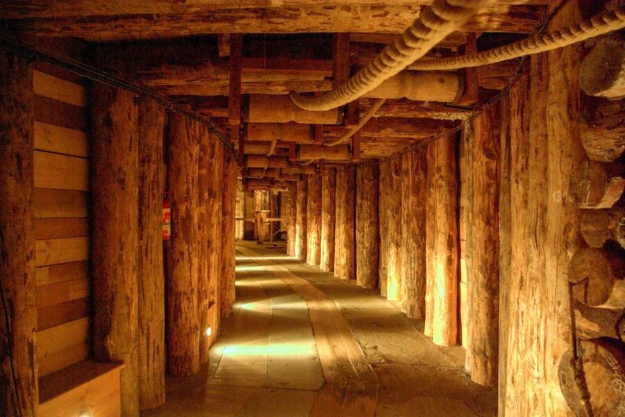 From Krakow: Wieliczka Salt Mine Tour with Hotel Pickup - The first 378 stairs to Level 1