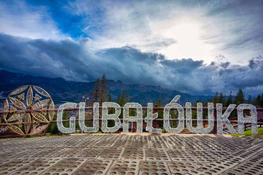 From Krakow: Zakopane and Gubałówka Cable Car Private Tour - The guide can shape the whole day