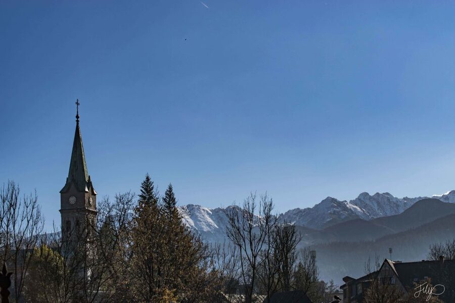 From Krakow: Zakopane Full-Day Tour with Lunch Option - Transport, timing, and the level of guiding