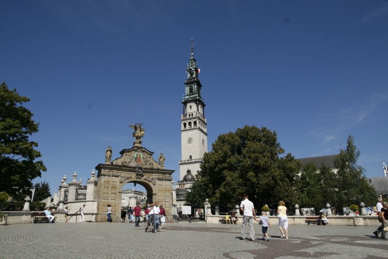 From Warsaw: Jasna Gora & Black Madonna Small Group Tour - What $303 Buys You
