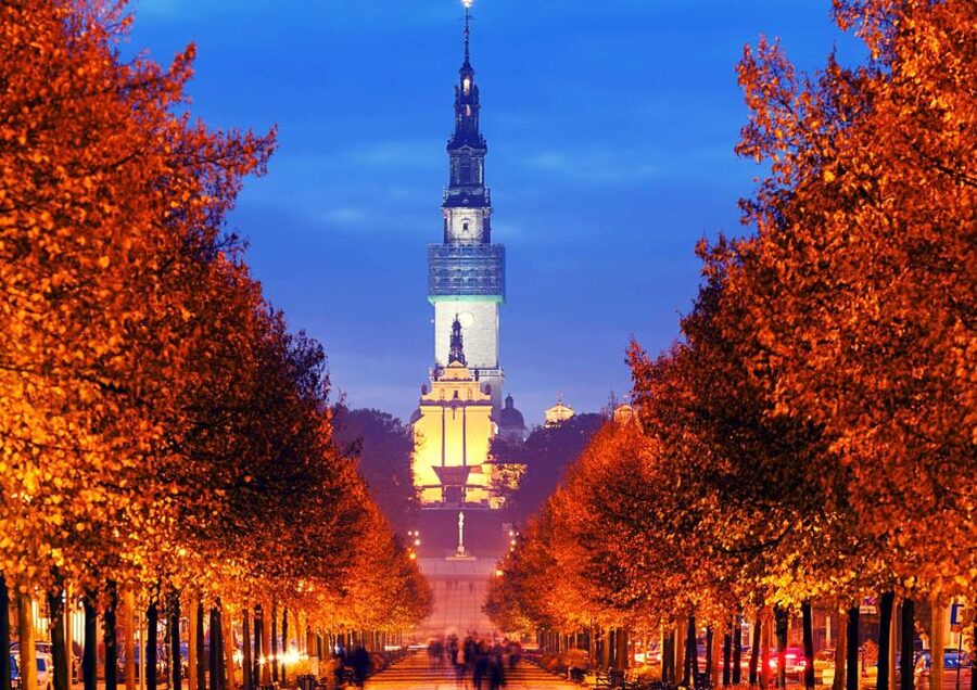 From Warsaw: Jasna Gora & Black Madonna Small Group Tour - The Warsaw Pickup and Long Road to Czestochowa