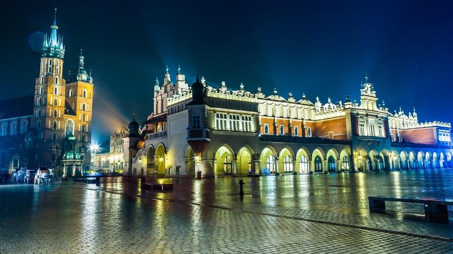 From Warsaw: Krakow Sightseeing Tour by Express Train - Hotel Pickup and the Start of the Day