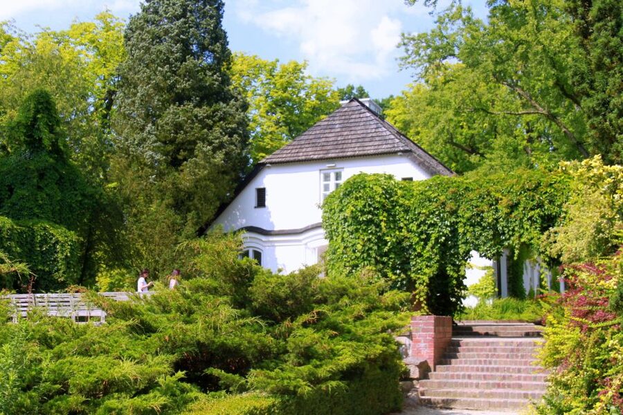 From Warsaw: Tour to Chopin's Birthplace - Żelazowa Wola - Is $205 Per Person Good Value?