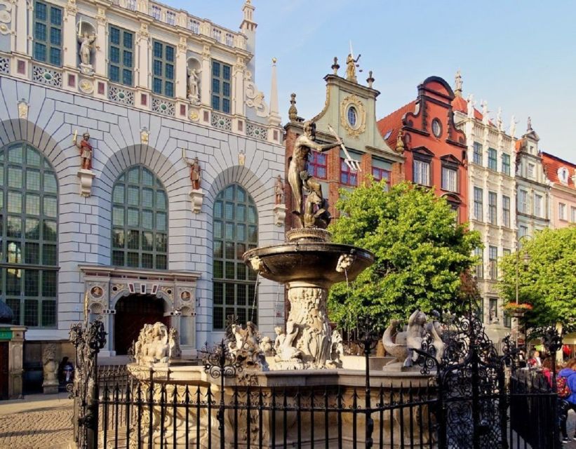 From Warsaw: Tour to Malbork Castle and Gdansk or Sopot - The road from Warsaw is a real commitment