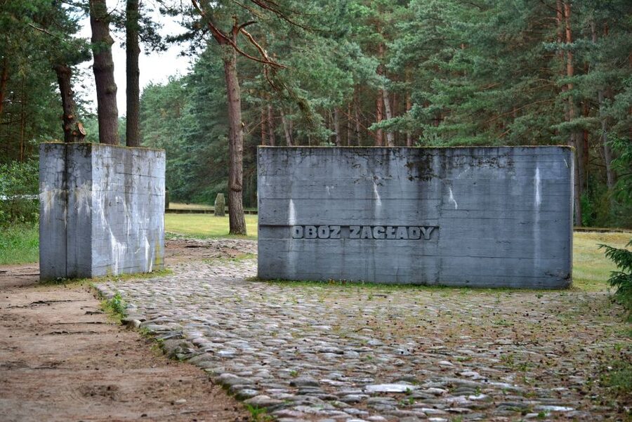 From Warsaw: Treblinka Extermination Camp Private Tour - Who should book this experience