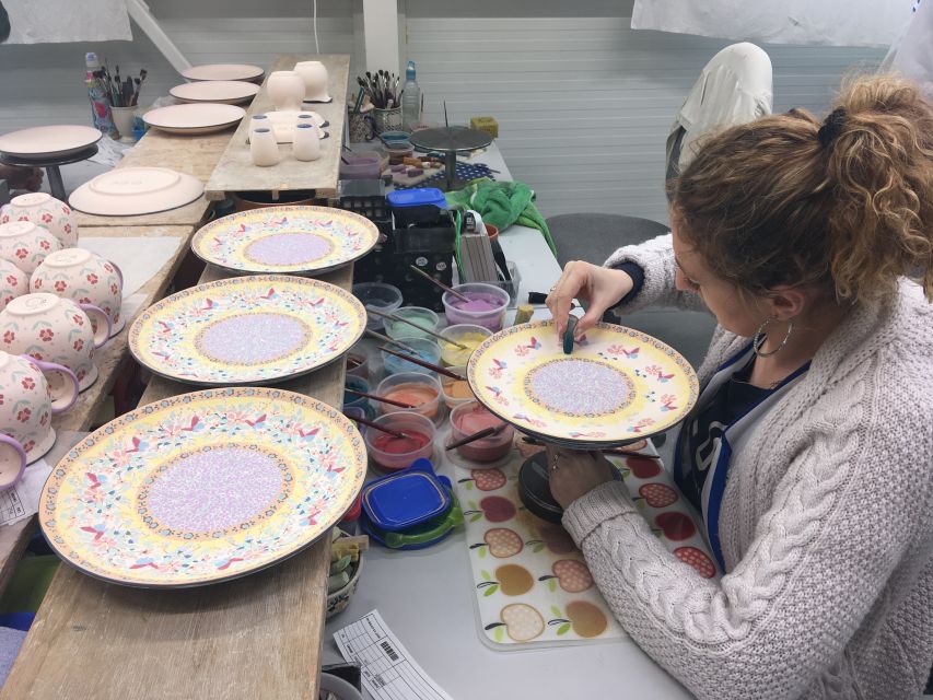 From Wroclaw: Polish Pottery and Jawor Church of Peace Tour - Shopping at the factory store