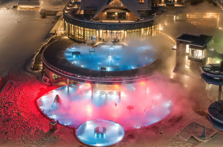 From Zakopane: Chocholow Thermal Baths with Hotel Transfers - What the guide adds beyond transportation