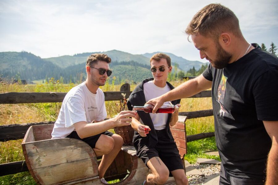 From Zakopane: Tatra Mountains with Hot Springs & Funicular - Witow, oscypek, and a Bacówka tasting