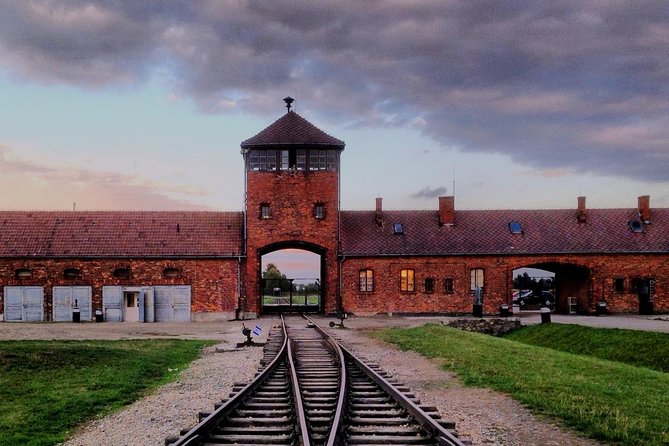 Full-Day Tour of Auschwitz and Wieliczka Salt Mine from Krakow - Walking, comfort, and the real pace of the day