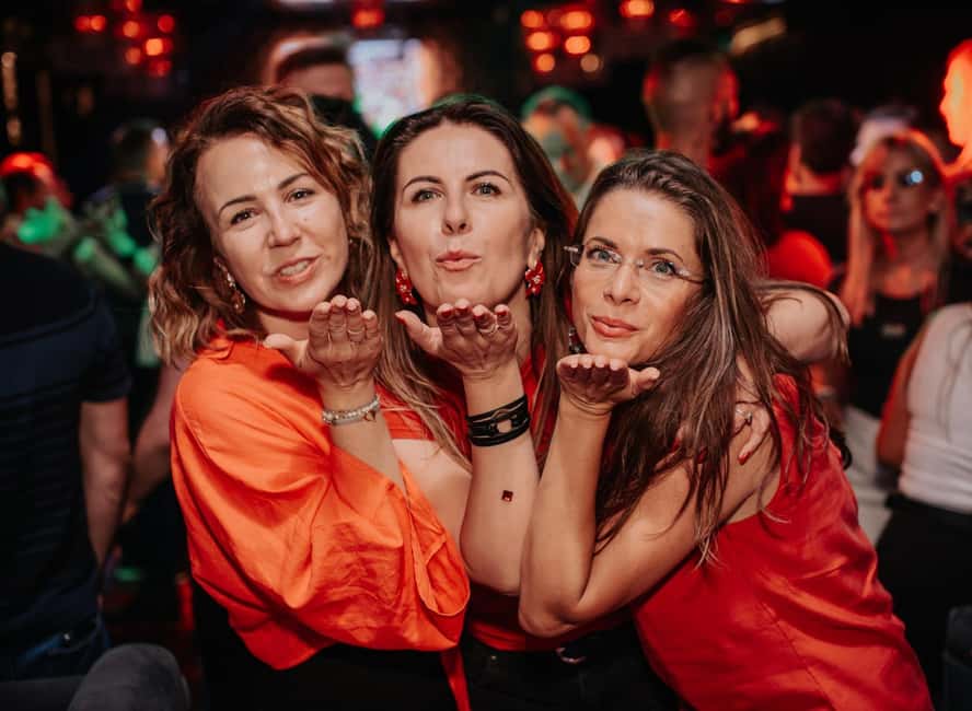 Fun explorers pub Crawl with 1 hour open bar and 3 VIP clubs - What this Krakow pub crawl is really about
