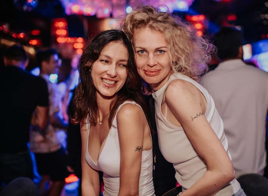 Fun explorers pub Crawl with 1 hour open bar and 3 VIP clubs - Who should book this $21 night out?