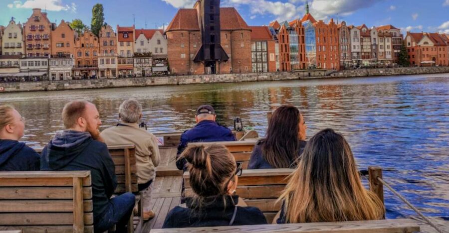 Gdansk: City Cruise on Historical Polish Boat - Ołowianka and Granary Island From the Water