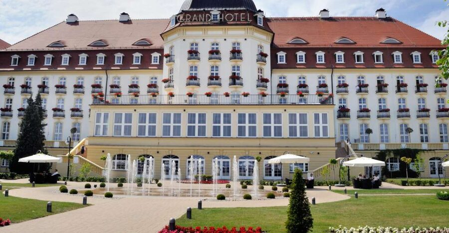 Gdansk: Gdansk, Sopot and Westerplatte Private Guided Tour - Key Points Before You Book