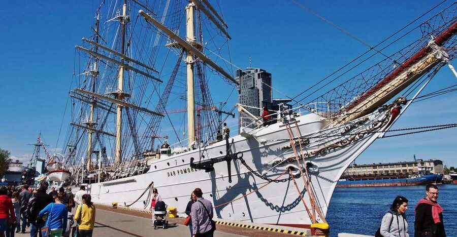 Gdansk, Gdynia, and Sopot: 8-Hour Private Sightseeing Tour - Amber In Gdansk: A Short Lesson With Local Meaning