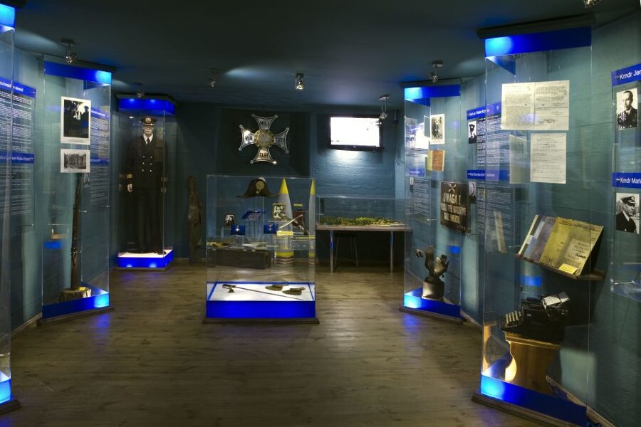Gdansk Hel Peninsula Private Guided Tour with Cruise or Car - The Museum of Coastal Defence and Hel’s military past