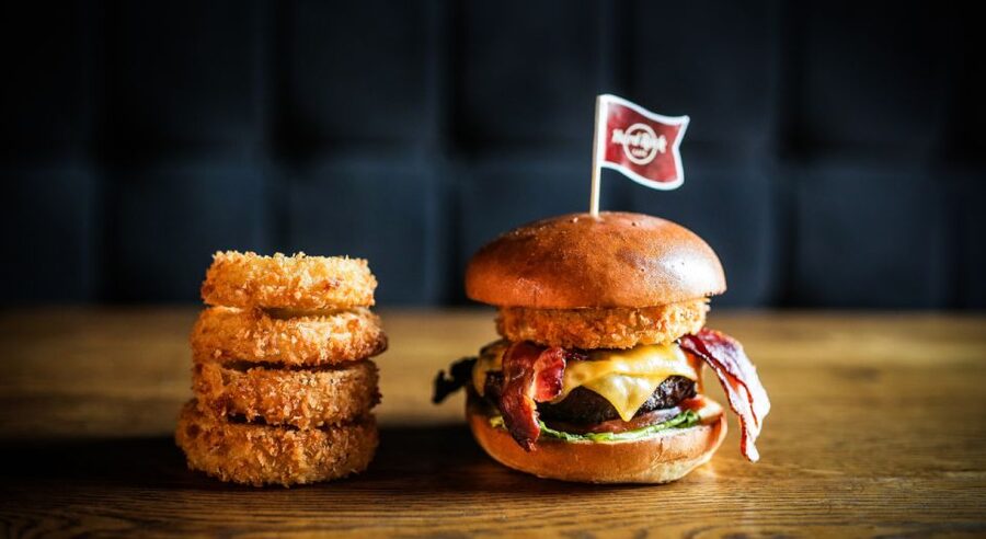 Gdansk: Legendary Burger and Zywiec Beer at Hard Rock Cafe - What the Gdańsk Hard Rock Cafe package really is