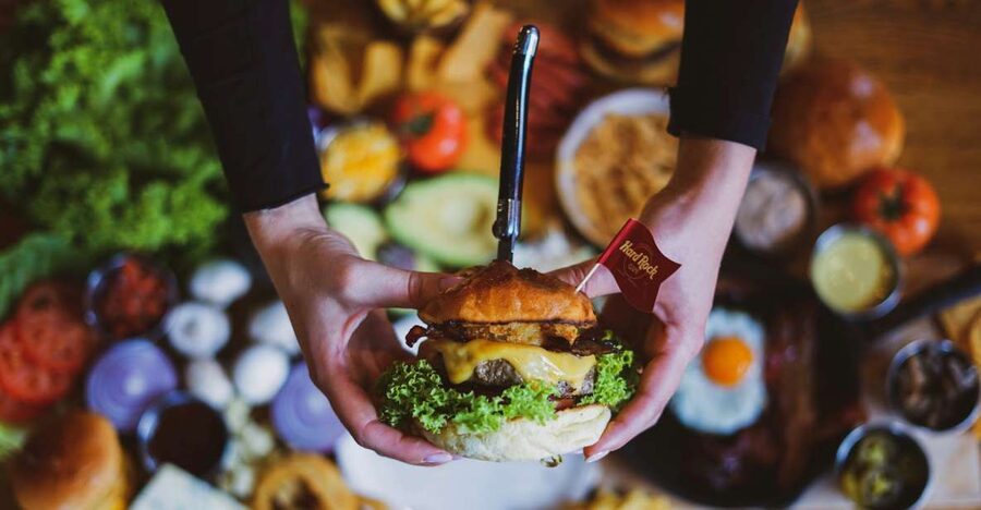 Gdansk: Legendary Burger and Zywiec Beer at Hard Rock Cafe - The Legendary Burger and included drink