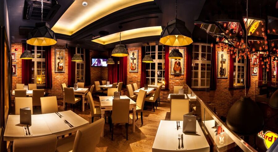 Gdansk: Legendary Burger and Zywiec Beer at Hard Rock Cafe - What the $20 price includes, and what it does not