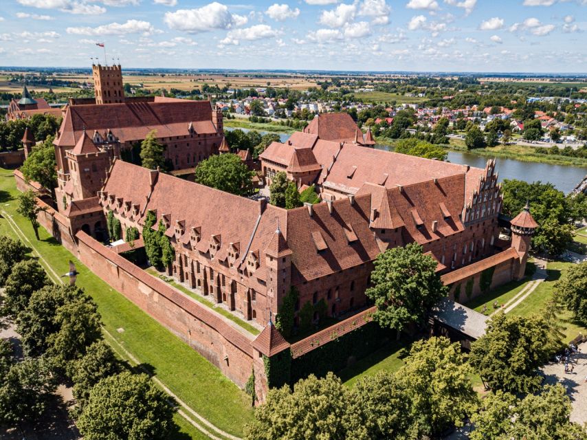 Gdansk: Malbork Castle & Westerplatte Tour with Local Lunch - My call: a strong choice for first-time visitors