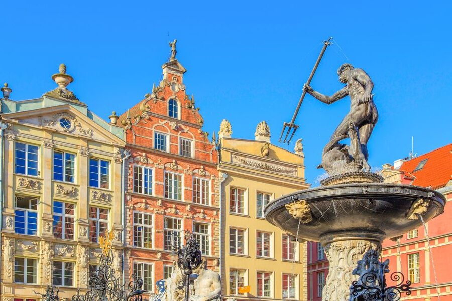Gdansk Old Town 2-Hour Walking Tour - St. Mary’s Church, the giant brick landmark