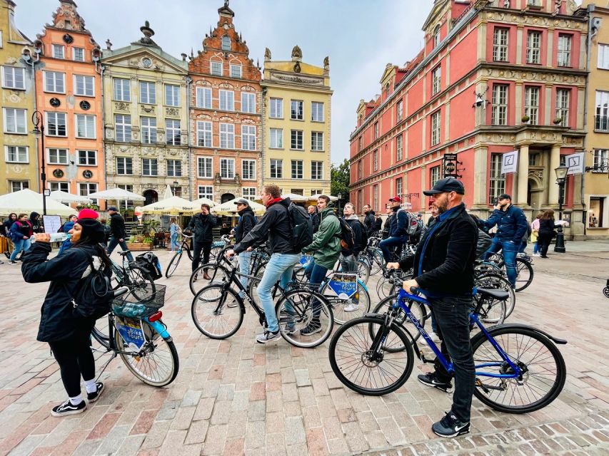 Gdansk Private Bike Tour - Entering the shipyard and the story of Solidarity