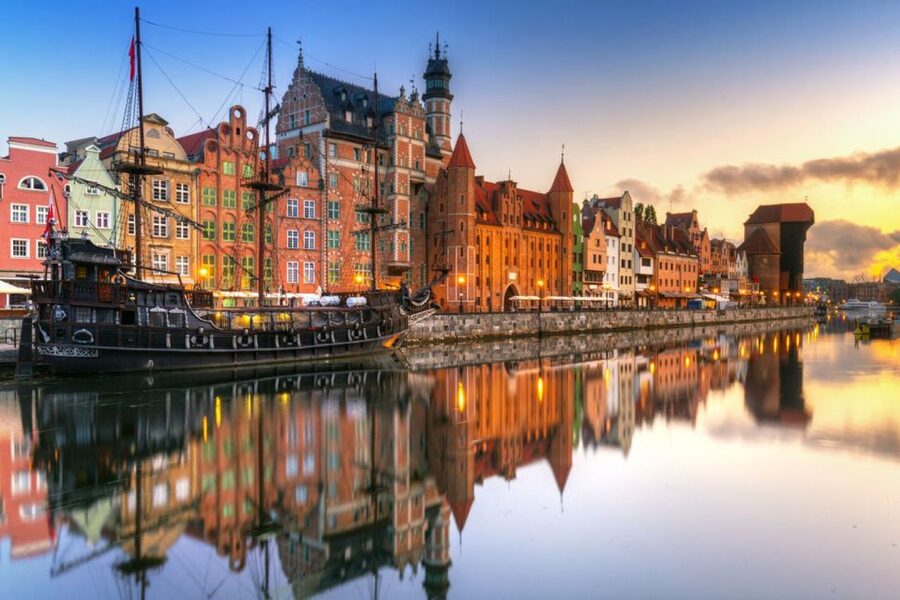 Gdansk: Small Group Walking Tour - St. Mary’s Street and the Great Armory
