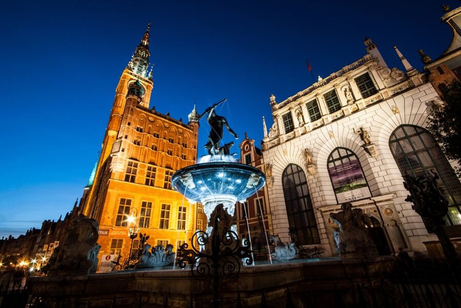 Gdansk: Small Group Walking Tour - Walking the Royal Road and Dlugi Targ