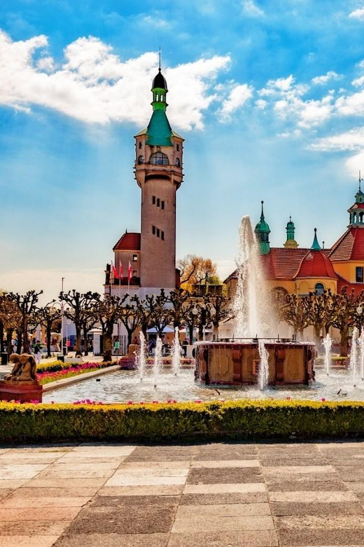 Gdansk, Sopot & Gdynia Road Trip with a Local Guide - Starting in Gdansk, the historic anchor
