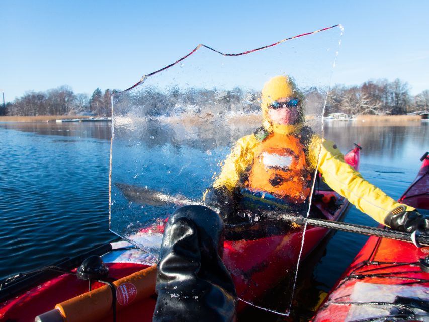 Gdansk: Winter Kayaking Tour - Dry suits, tandem kayaks, and the first paddle strokes