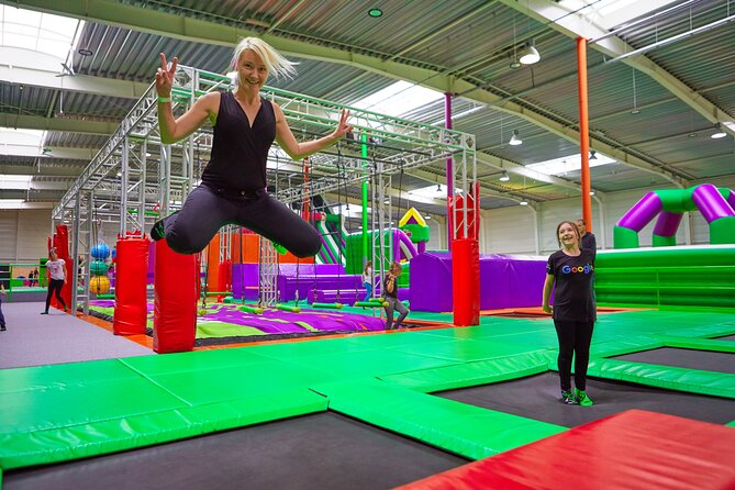GOjump MEGAPARK Kraków-Sikorki - 1 hour Trampoline Park ticket - Arriving 20 minutes before the full-hour start