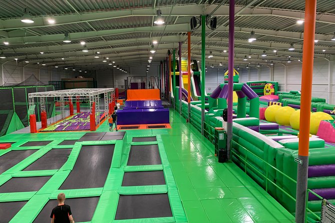 Great fun in GOjump MEGAPARK Kraków-Sikorki - 2 hours ticket - The first hour: trampolines, foam, and flight