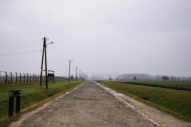 Guided Tour from Krakow to Auschwitz Birkenau with hotel pick up - Auschwitz I: Buildings, evidence, and close spaces