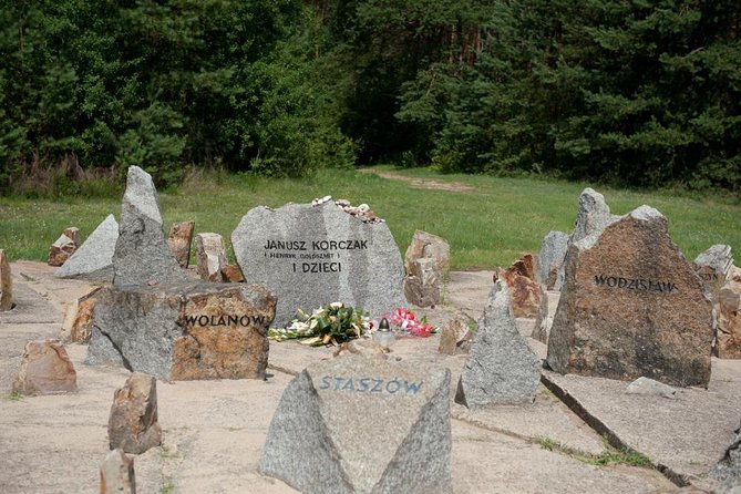 Half Day Treblinka Death Camp Small Group Tour from Warsaw with Lunch - The Ghetto Heroes Monument takes only 20 minutes