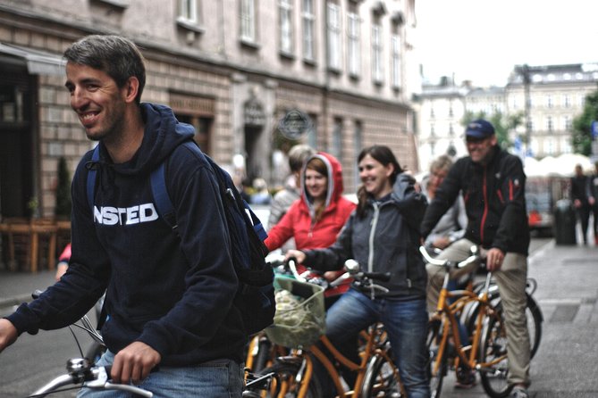 Highlights of Krakow Bike Tour - Small group - Planty Park and Krakow’s university quarter