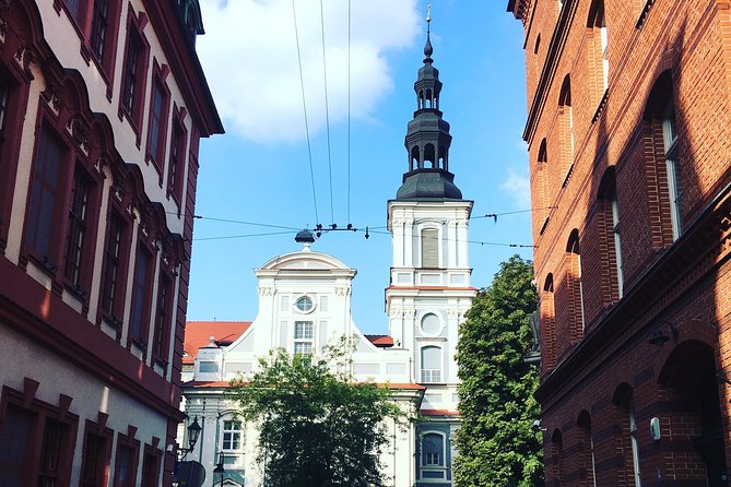 Highlights of Wroclaw Private Tour with one Entrance - Starting in the Market Square at the Gothic Town Hall