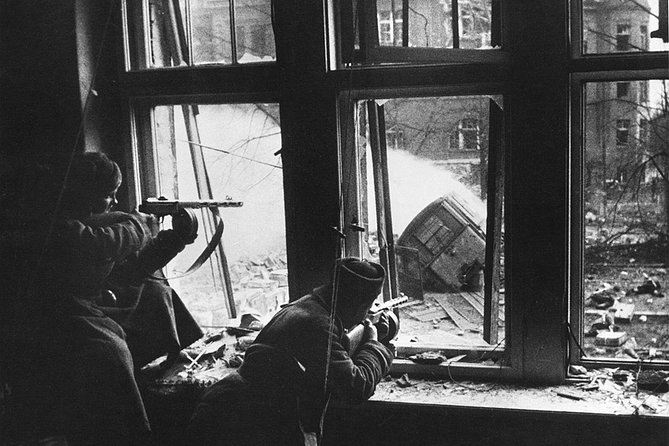 III Reich & WW2 in Wroclaw. Monday, Wendsday, Friday regular tour - From Hotel Monopol to the destroyed New Synagogue